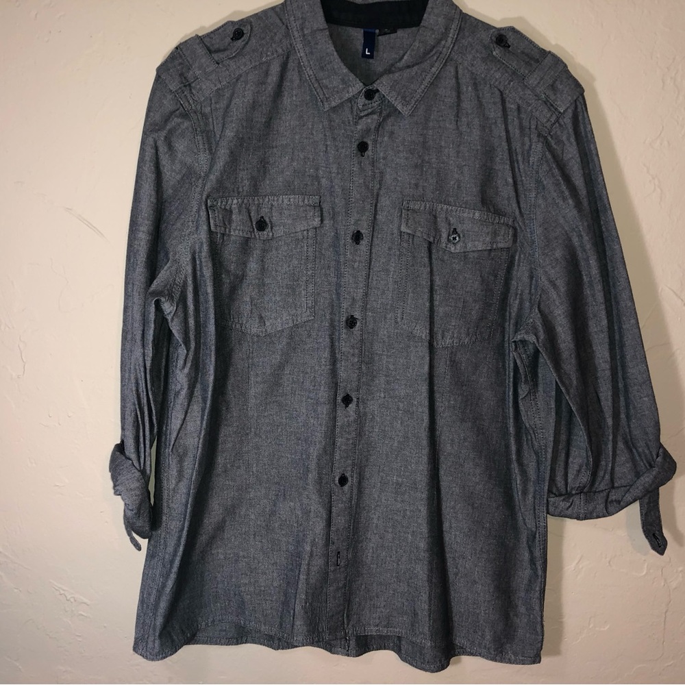 Men’s H&M Button-Up - Picture 2 of 6